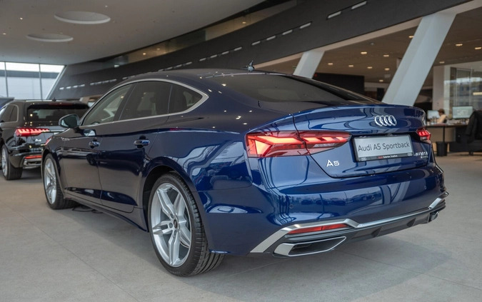 Audi A5 cena 231915 przebieg: 5, rok produkcji 2024 z Halinów małe 466